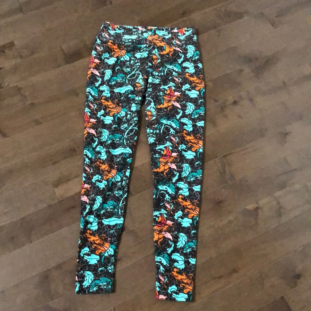 Lularoe fall leggings! Worn once!!!